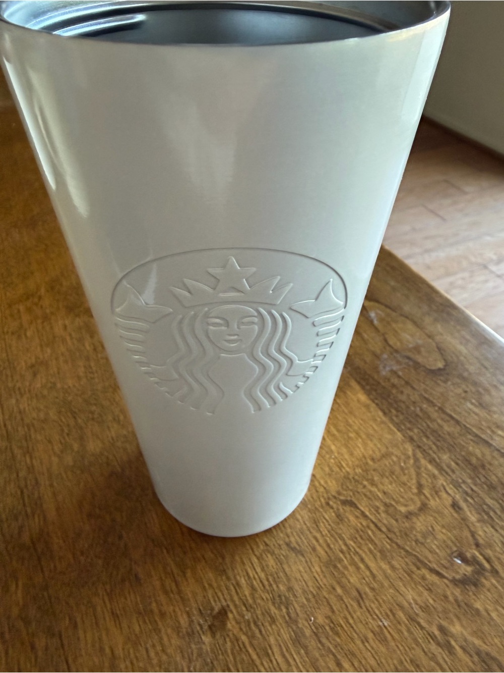 Starbucks White Round Lid Insert with Center Hole